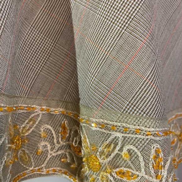 Beautiful BEADED Bebe Skirt - Picture 4 of 11